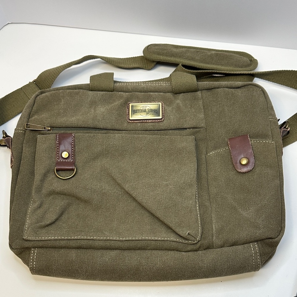 Universal Studios Olive Green Canvas Messenger/13” Computer Bag EUC